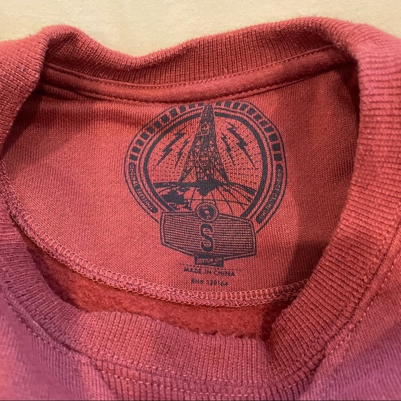 Cotton On Graphic Sweatshirt - Picture 2 of 3